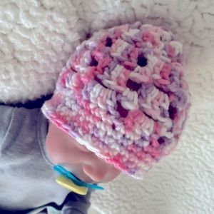 Newborn beanie/hat pastel
